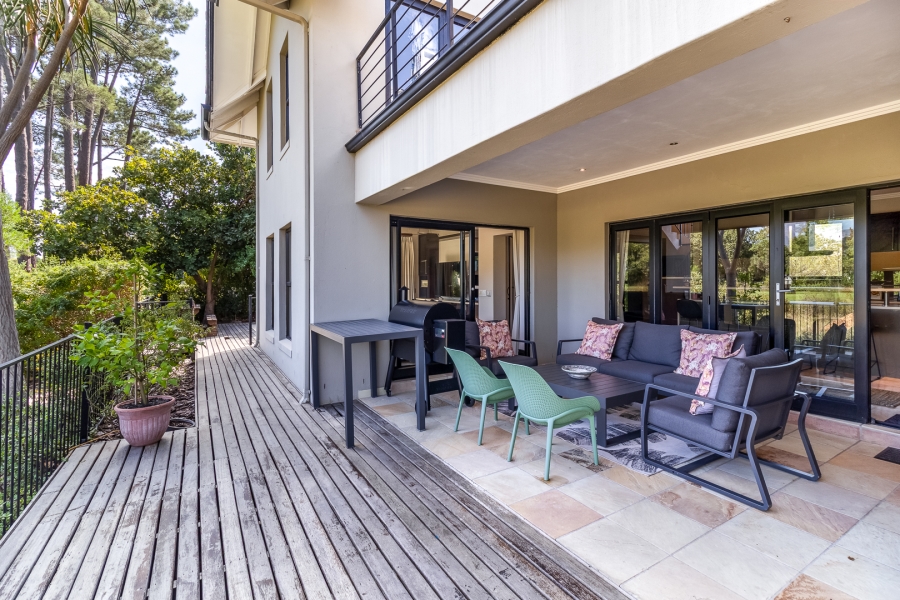 4 Bedroom Property for Sale in Pearl Valley at Val de Vie Western Cape